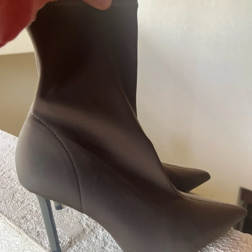 Elegant olive green Ankle Boots Heel - Picture 3 of 5